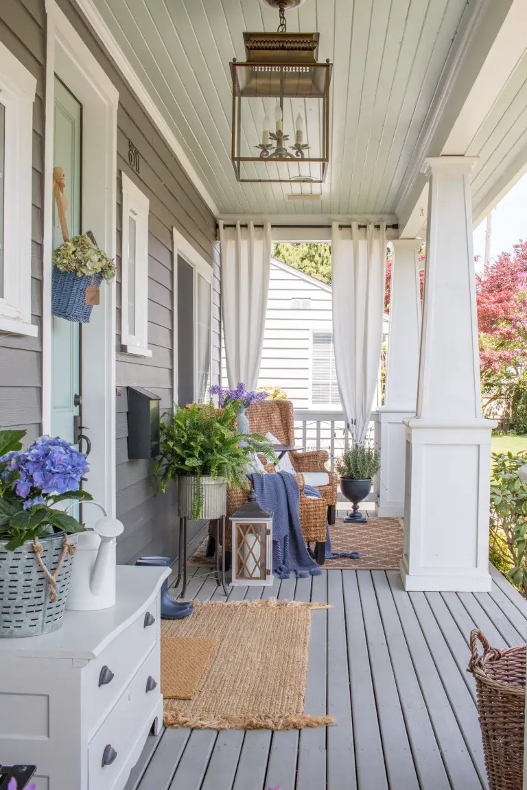 Front Porch Ideas for a Relaxing & Bright Summer Decor - Trendy Home Hacks